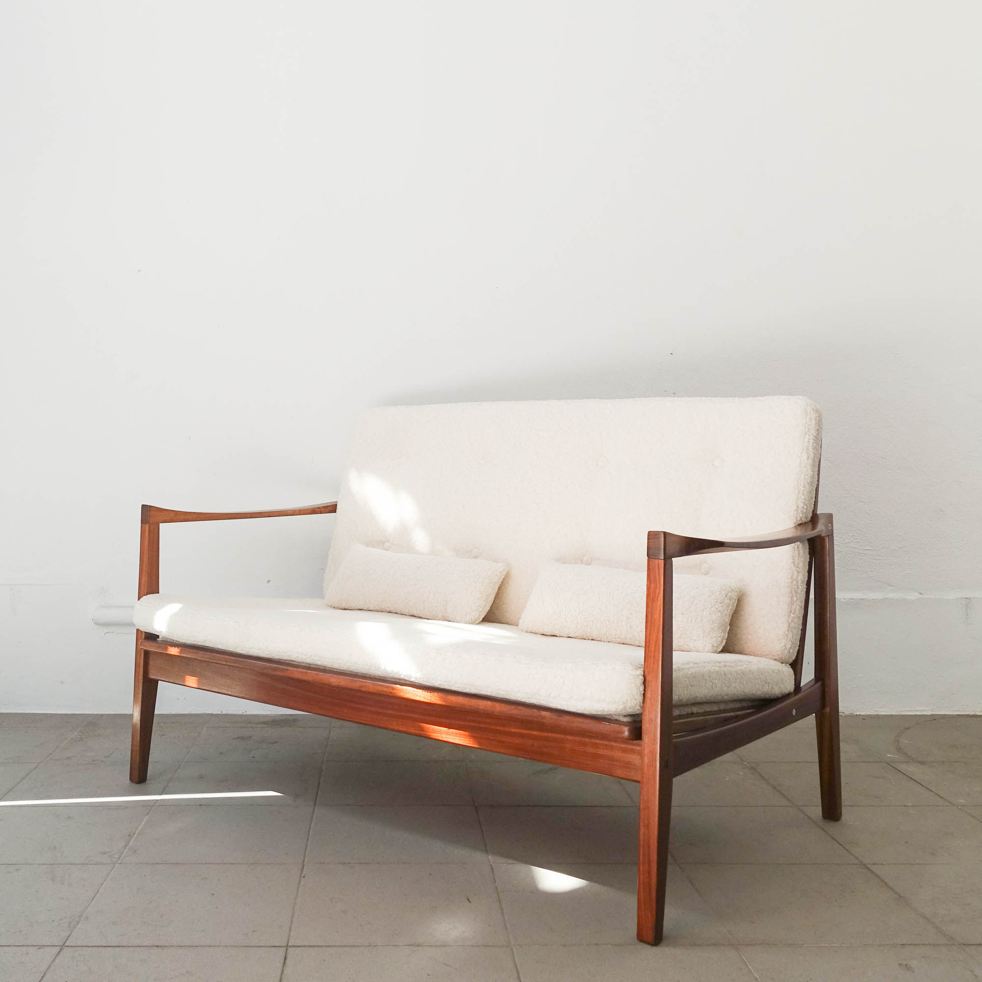 Vintage Two Seater Portuguese Sofá, 1960's