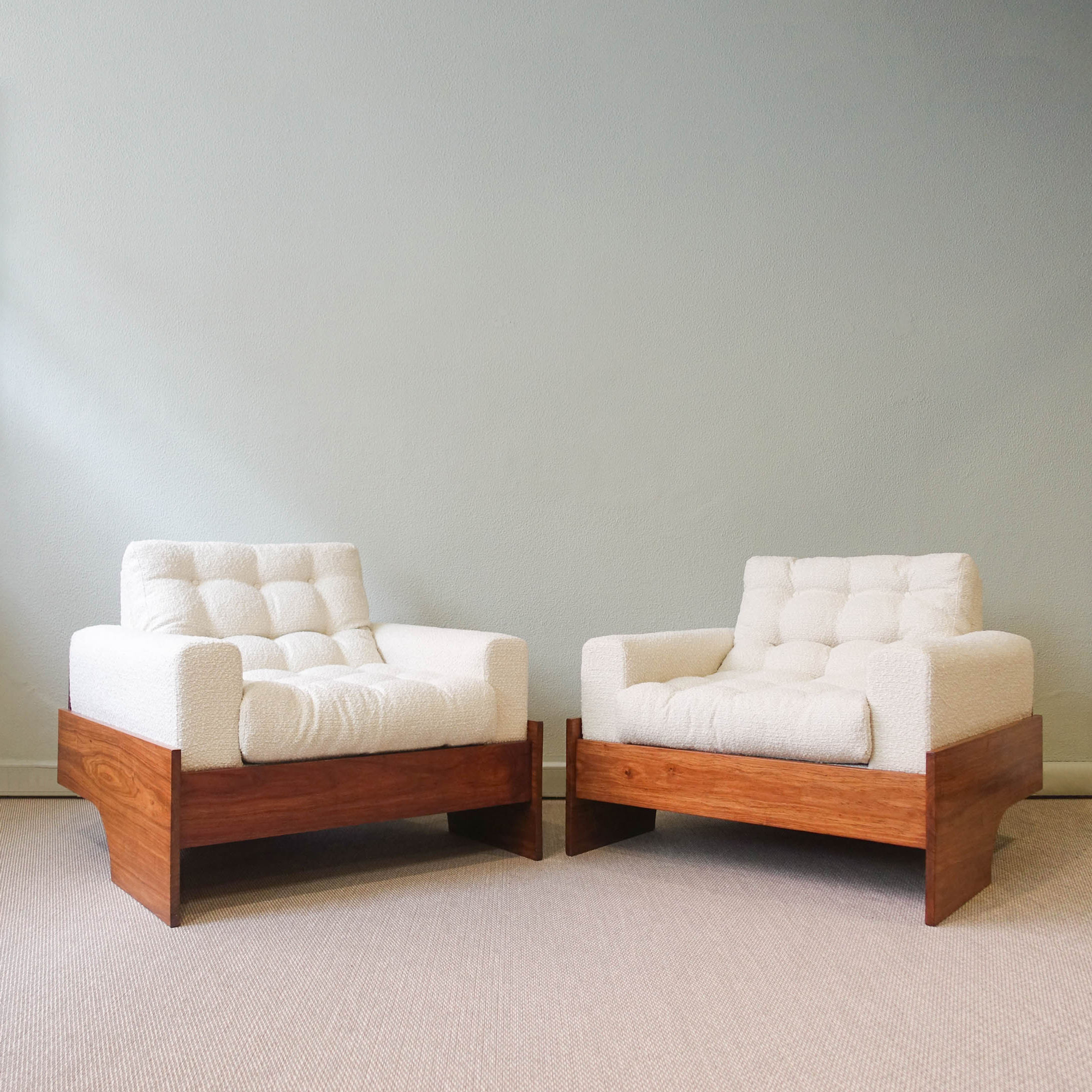 Pair of Brazilian Lounge Chairs in the style of Jorge Zalszupin, 1960's