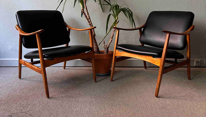Pair of Armchairs by José Cruz de Carvalho for Altamira, Portugal 1960’s