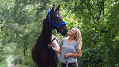 Meisje met paard