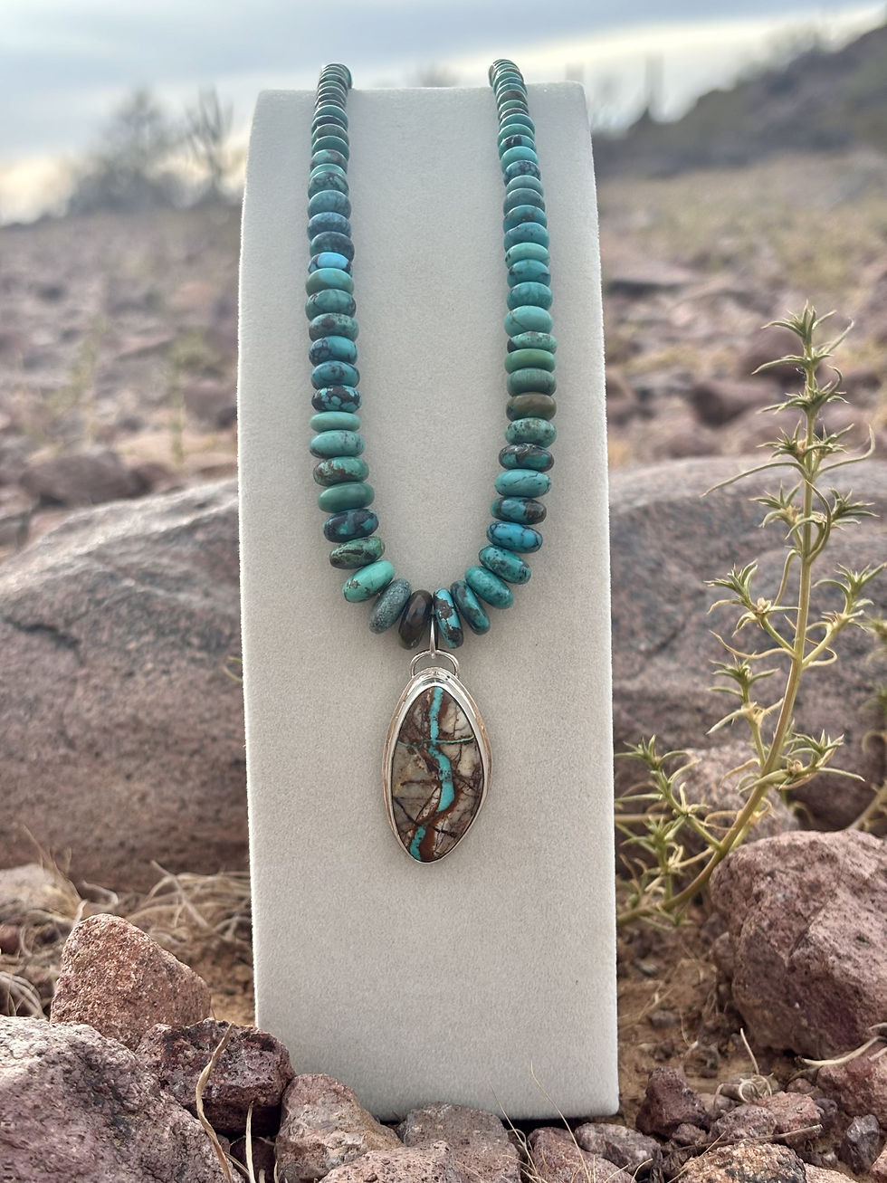 Thumbnail: Turquoise Beaded Necklace