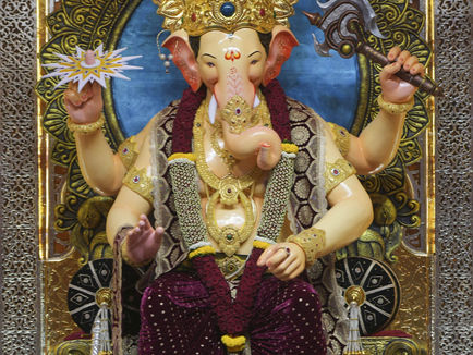 Ganpati Bappa Morya: A Celebration of Bhakti, Joy, and New Beginnings