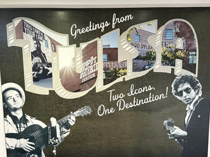 Greetings from Tulsa sign at the Tulsa airport.