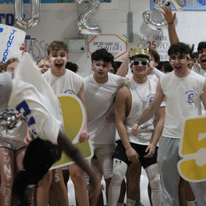 In It To Win It: Juniors and Seniors Face Off During Challenge Night
