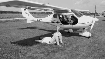 Flugausbildung, Ausbildung Pilot, Ultraleicht, Weiterbildung, Übungsflüge und Prüfungen. Kompetente Fluglehrer. Expertise Ultraleicht, Airworxx Flugschule, Thomas-Mann-Str. 42, 70734 Fellbach, www.airworxx.info Flugerlebnis Luftfahrtbranche Faszination des Fliegens Flugsicherheit Grundkurs Modernste Flugzeuge Flugerlebnis Fliegen Abenteuer Ultraleichtfliegern Ultra Leicht Flugschule Flugunterricht Flugschulung Luftfahrtausbildung Bewertungen Erfahrung Zertifizierung Flugzeugführerschein Privatpilotenlizenz Pilotenausbildung Flugübungen Flugprüfung Fluglizenz Flugunterrichtskurse