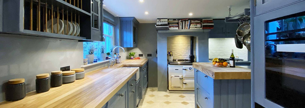 Beautiful, traditional and creative kitchen and furniture painting services - Devon, Cornwall, Dorset, Somerset - The Painted Cabinet 