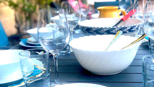 Dining outside at Pleamar 30.