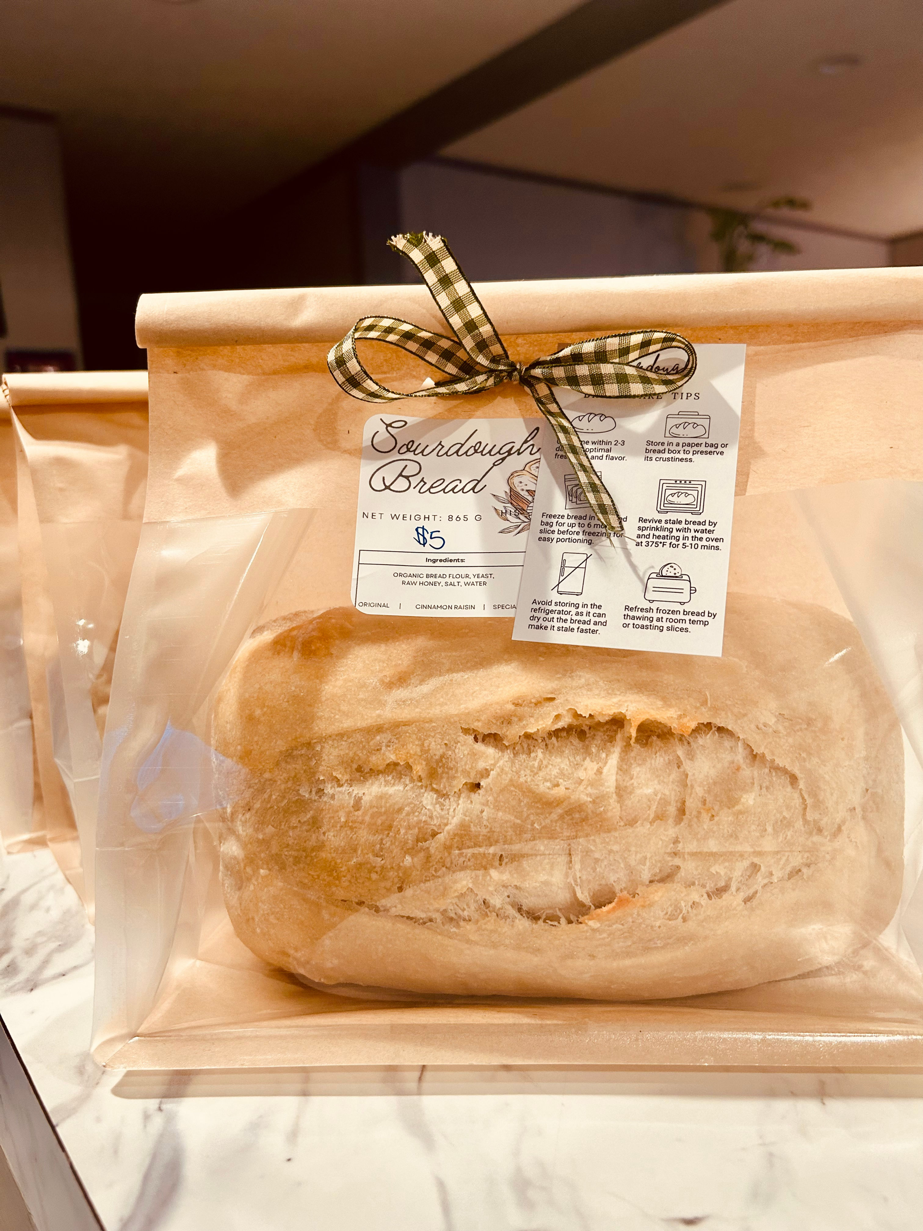 Organic white sourdough sandwich bread