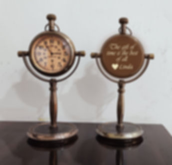 Personalized desk clock - Customized table watch