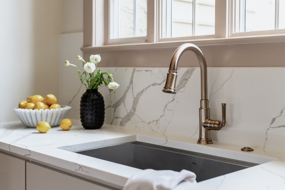 EmeraldStudio_11-6-25_(c) Meghan Balcom Photography_WEB-READY-52.jpg