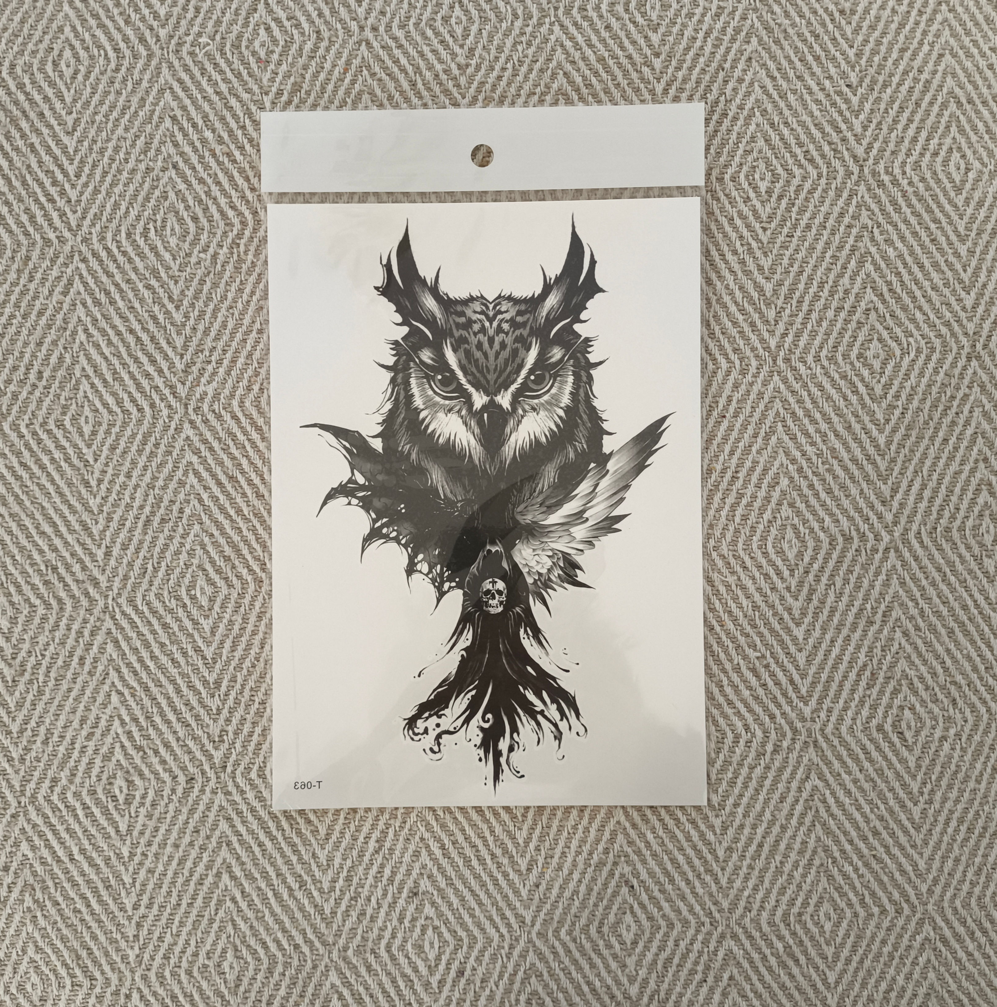 ינשוף מלאך אופל קעקוע בינוני