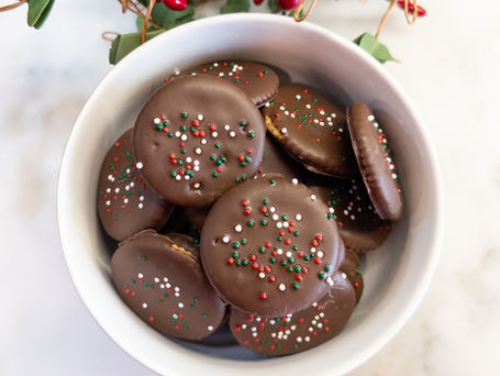 Homemade Ritz Cracker Thin Mints