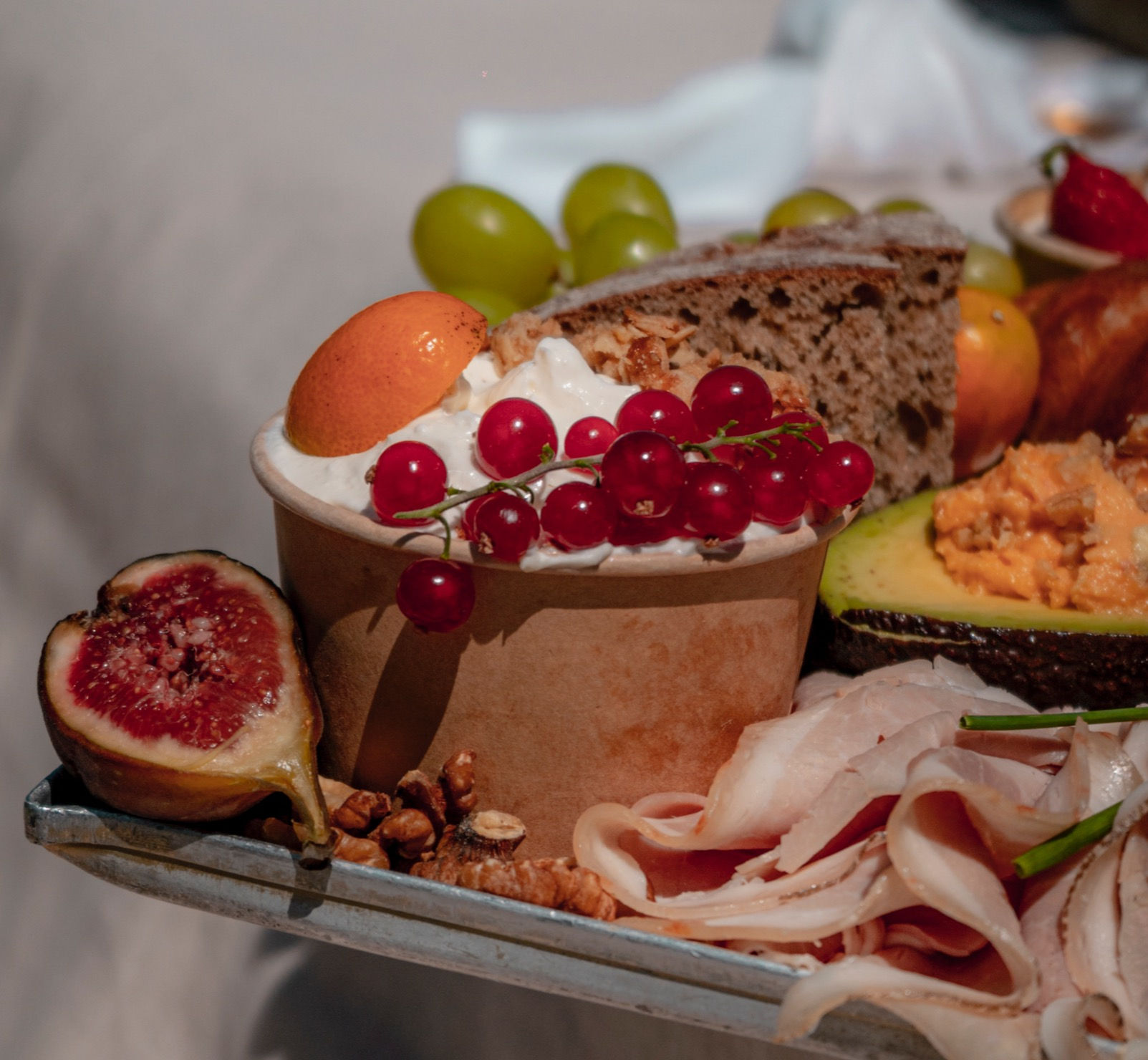 Joghurt-Becher-Package