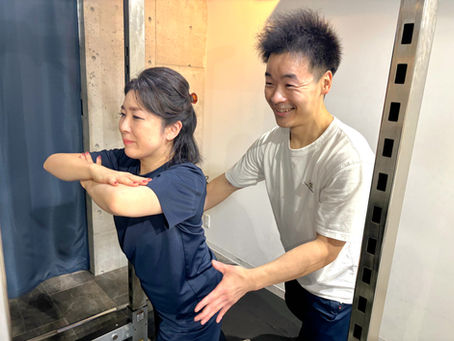 パーソナルジムは恥ずかしい?初心者が感じやすい不安と気にしなくていい理由をトレーナーが解説