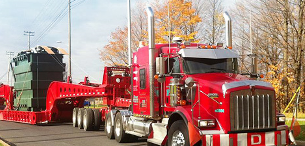 Challenges and Risk Analysis in Oversized Cargo Transportation Projects in Canada — Port Selection, Inland Transportation, and Total Logistics Cost Control for Heavy-Lift Equipment