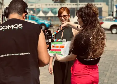 Mauricio, Flávia e Titi Müller no set