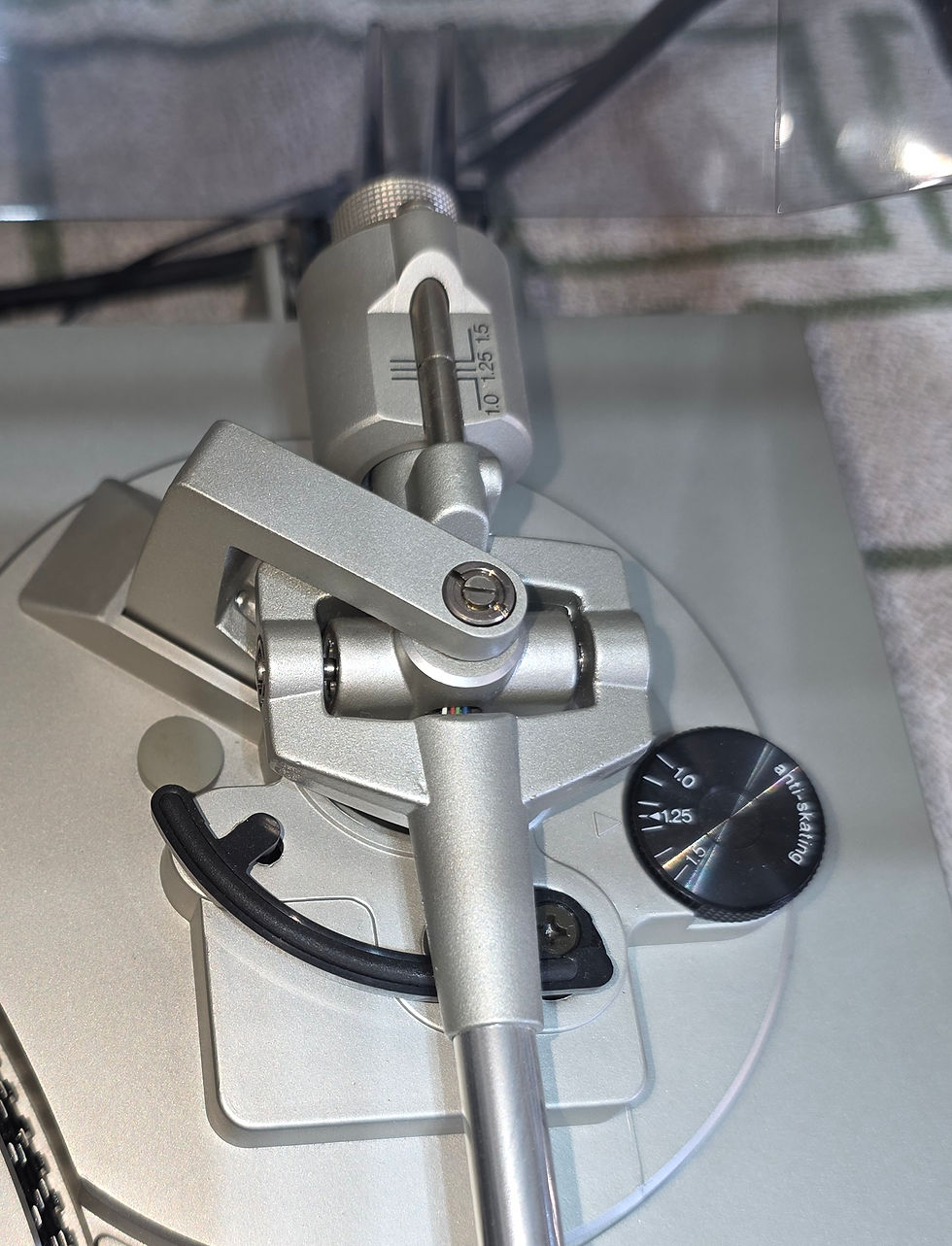 Thumbnail: Technics SL-D20 Direct Drive Automatic Turntable