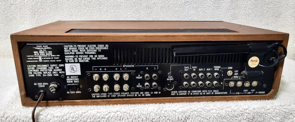Thumbnail: Realistic STA-77A Stereo Receiver