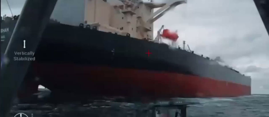 SBU Sea Baby naval drones hit the Russian shadow fleet tanker Dashan in the Black Sea.