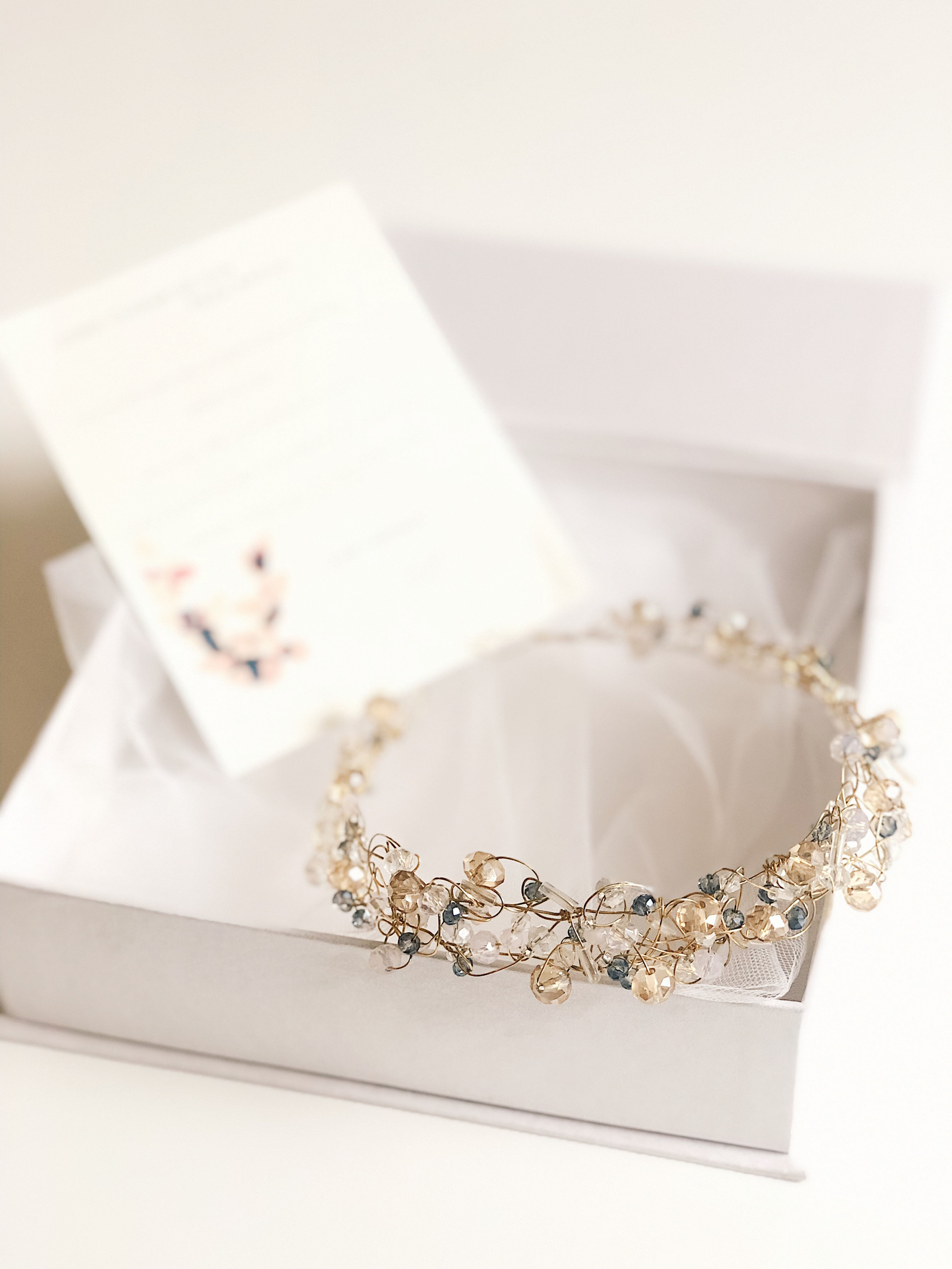 Curve Crystals Tiara 