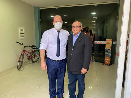 Renato Brandão participa de plenária para tratar sobre o piso salarial dos professores