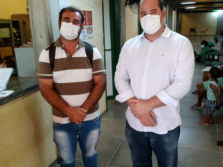 Renato Brandão visita posto de saúde do CAIC em Juazeiro
