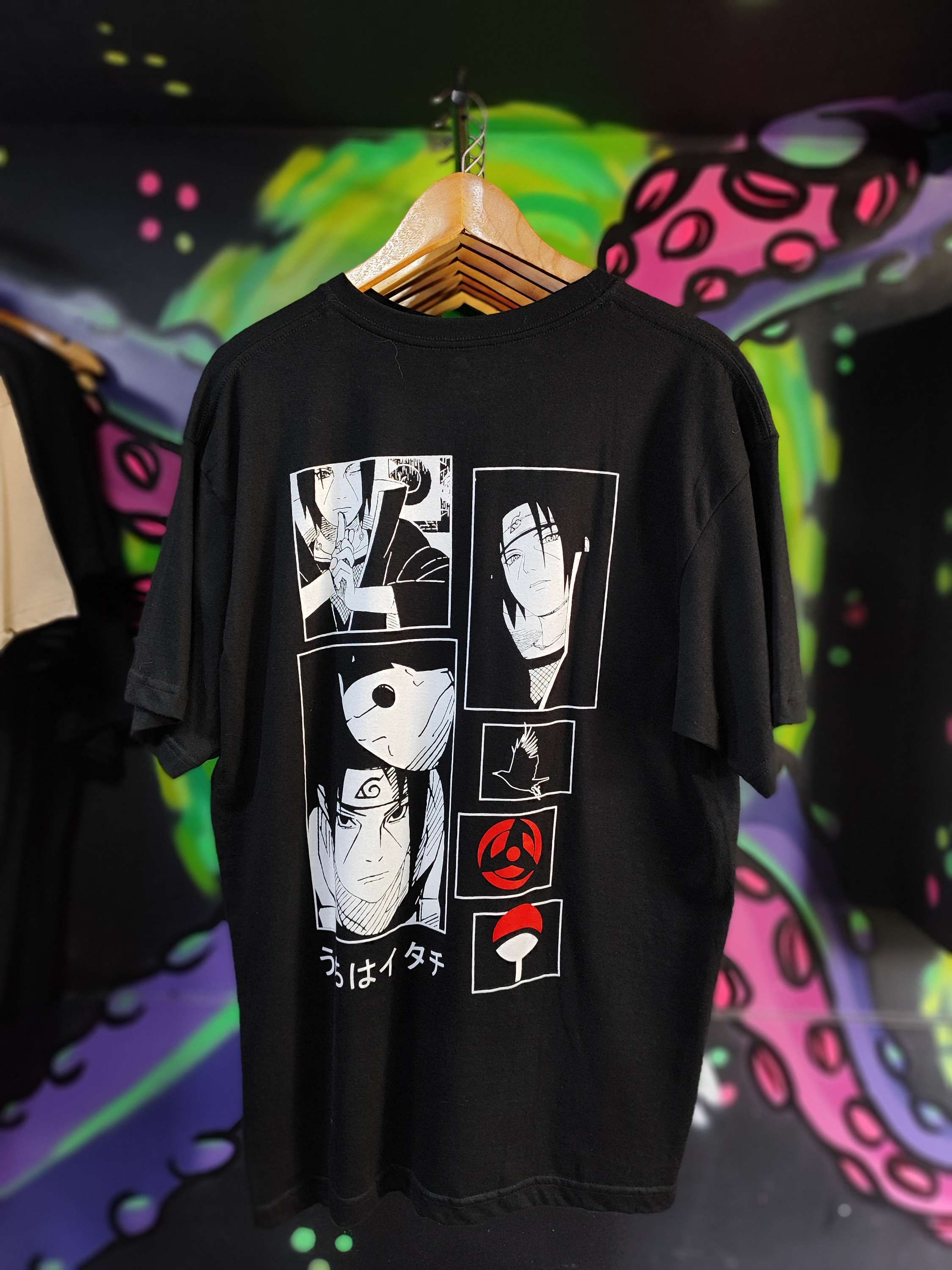 Camiseta Negra Itachi Uchiha - Naruto Shippuden