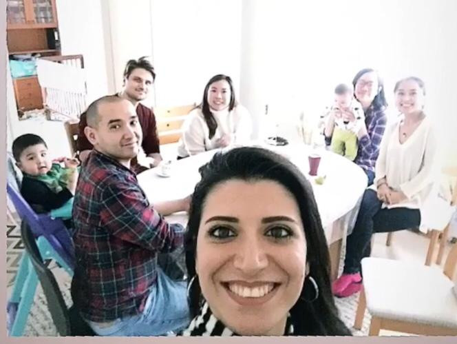 Uygur Türk'ü Fin ve Singapur'lu arkadaşlarım eşleri ve çocukları