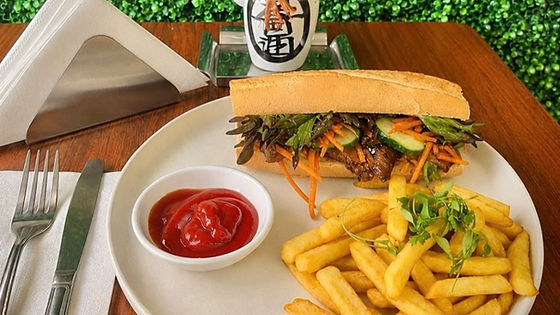 KUFFO VIETNAMESE sandwich