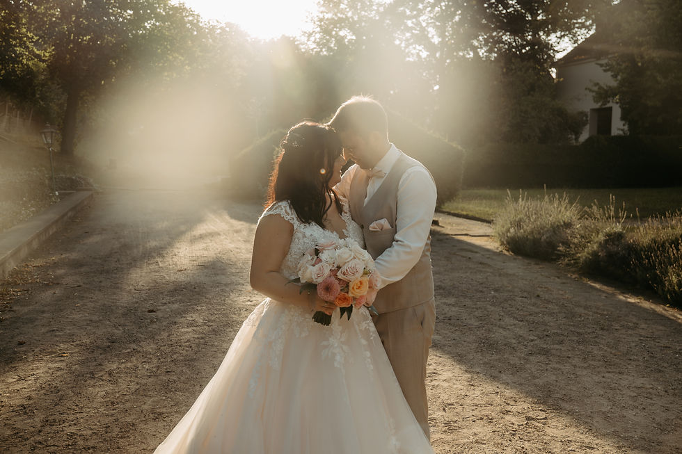 Wedding-Schloss Teutschental-Sophie Appleby-Fotograf-90.jpg