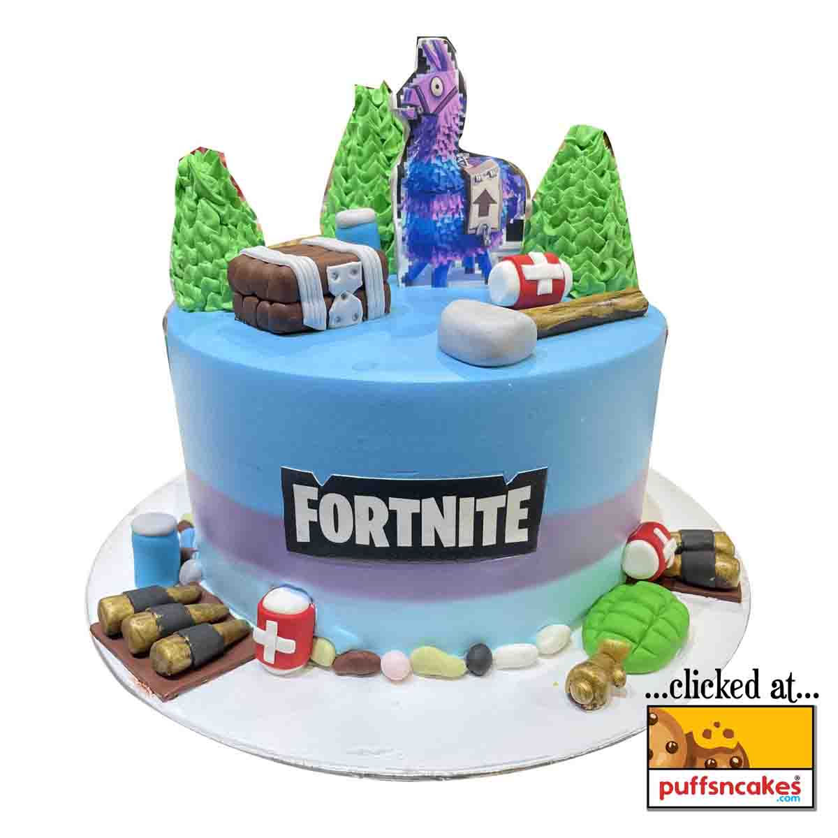 (1068) Fortnite Gaming Gamer Theme Semi Fondant Cake