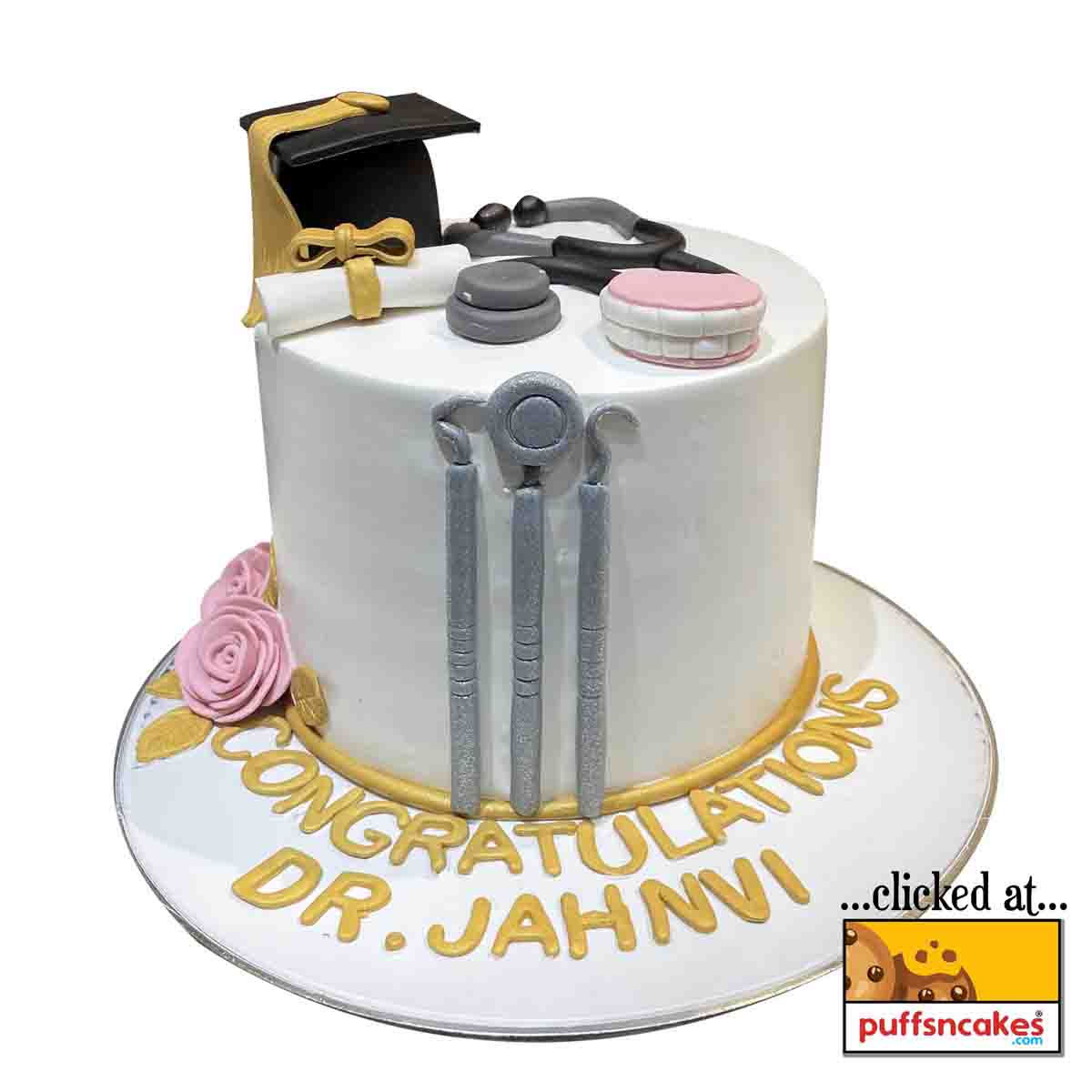 (1552) Dentist Doctor Graduation Theme Semi Fondant Cake