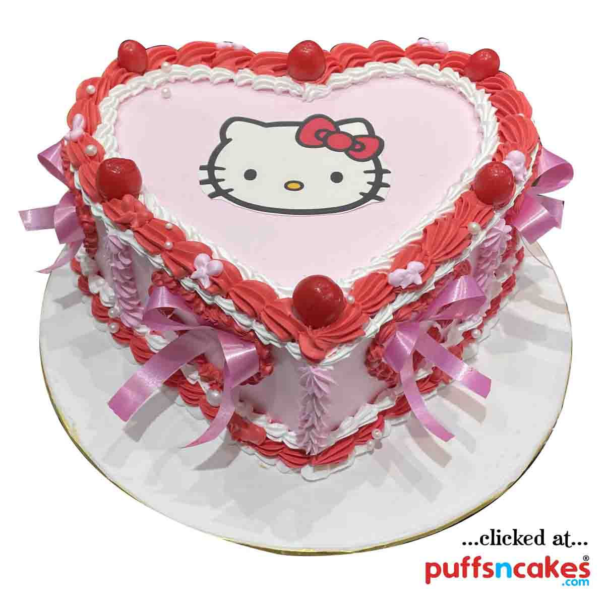 (2100) Hello Kitty Theme Cream Cake