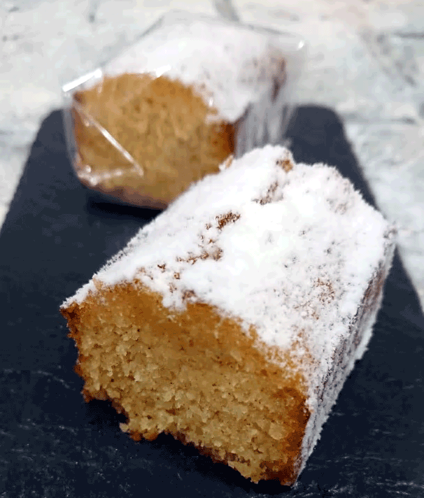 coconuts&passyonncake.gif
