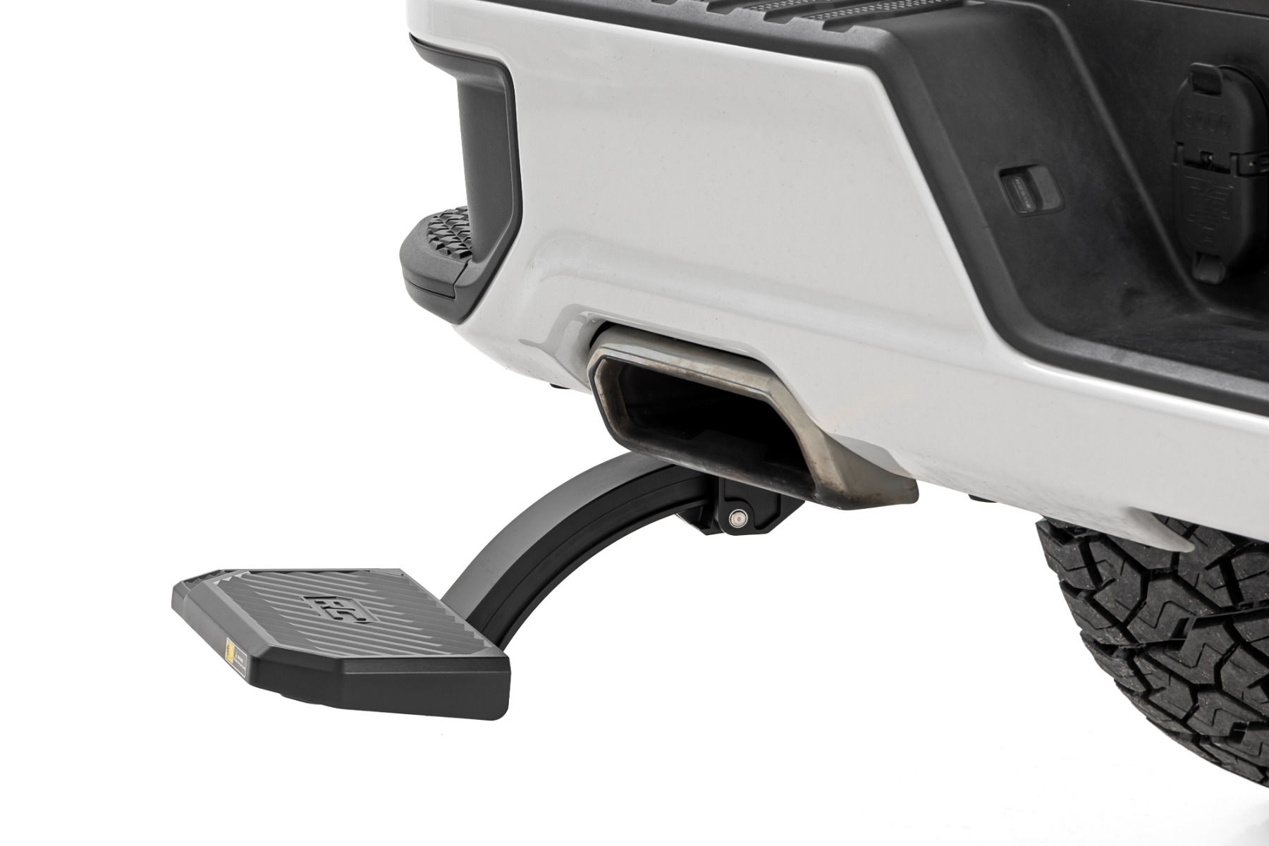Retractable Bed Step - Manual Pull - PW049798
