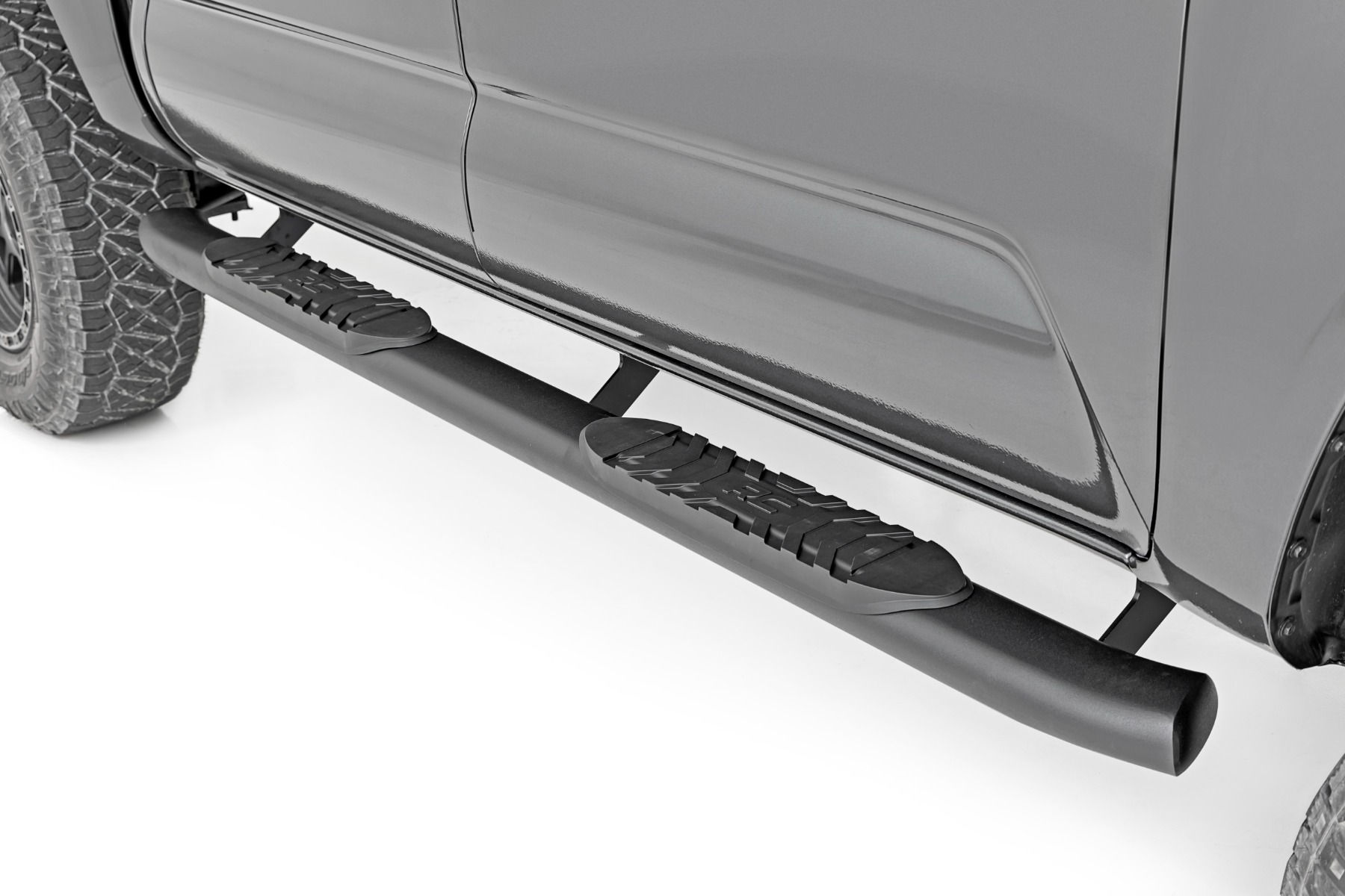 Oval Nerf Step - Double Cab - Black - 21008