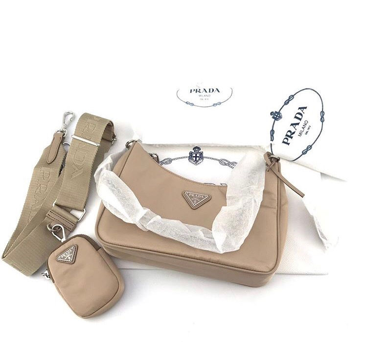 Miniature : Prada Reedition