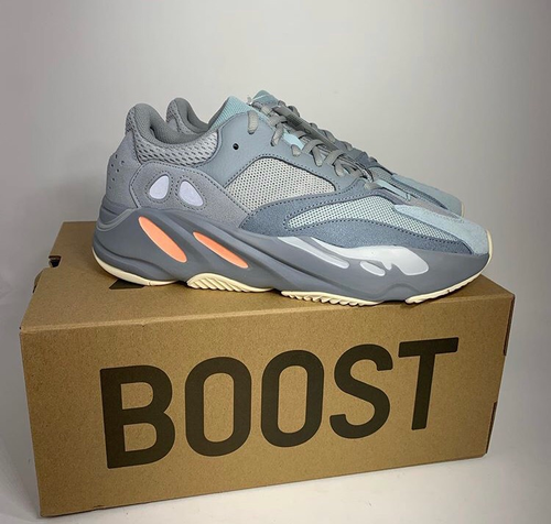 yeezy 700 boots