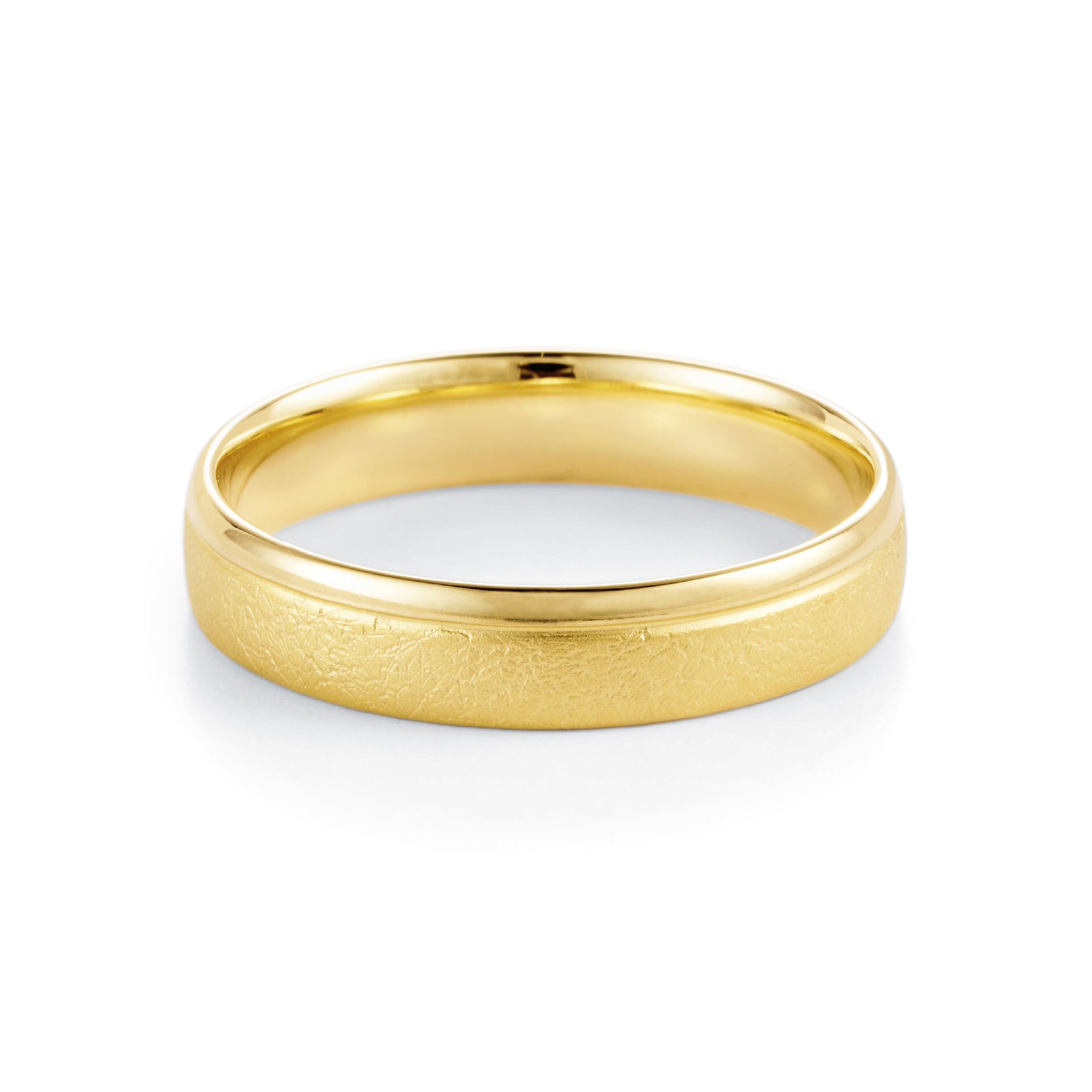 Murmure Doré | Leather-Textured Finish Men's Wedding Ring | 18k Yellow Gold