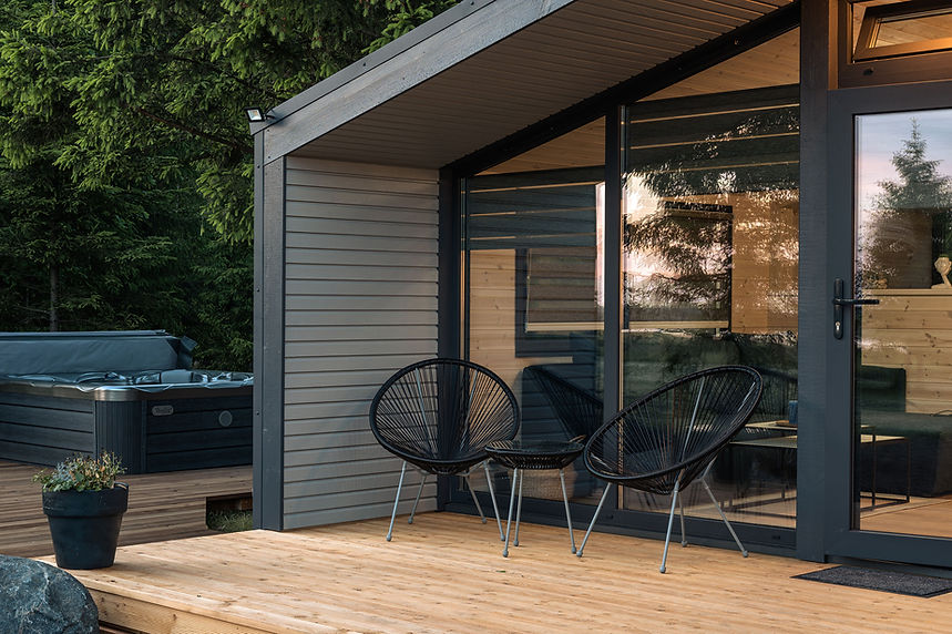 panoramic-window-garden-office-remote