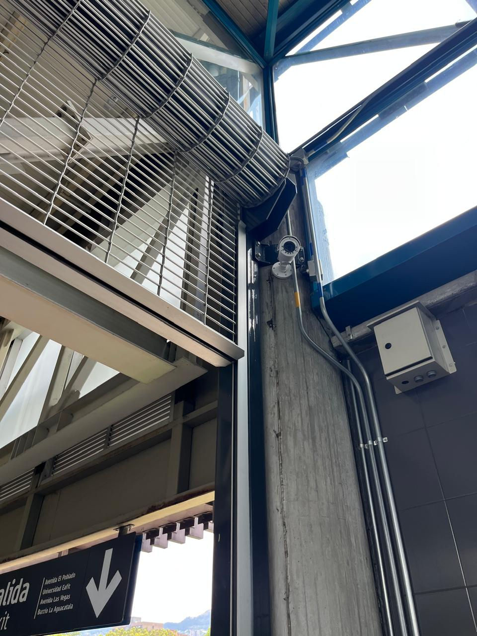 ESTACION AGUACATALA METRO DE MEDELLIN 3