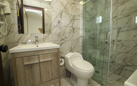 Baño Hab. Single 1.jpeg