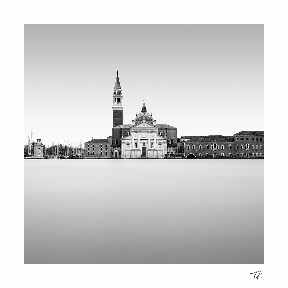 Venice v. XXI (b&w)