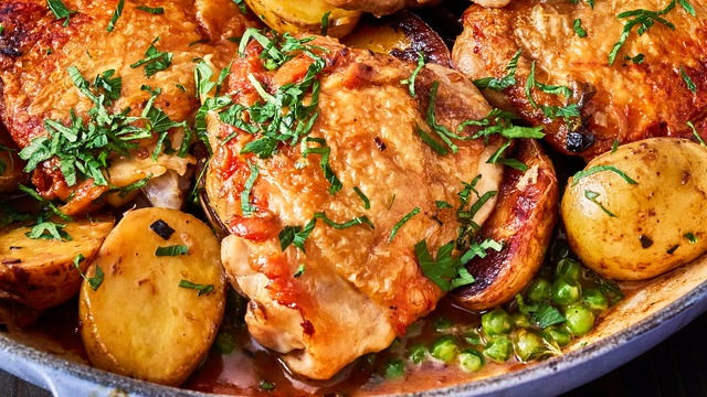 Chicken Vesuvio Recipe – Crispy, Garlicky, and Full of Chicago Soul
