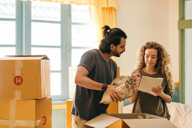 Make Your Own Packing Paper Prints for Relocation Fun
