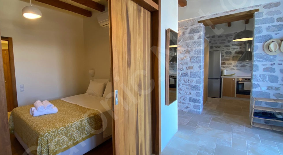 2 or 3 bedroom house for sale, hydra island greece, fully furnished, in perfect condition.