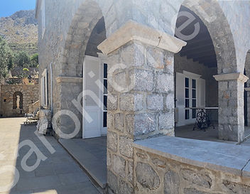Plakes Seaside House