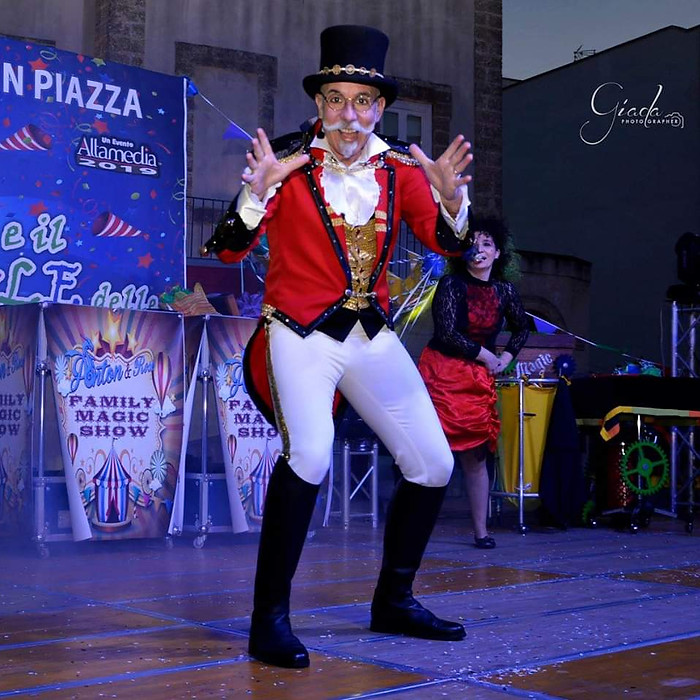 53274841_2282923921751895_61240148617194