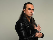 Ogün Sanlısoy “İnan Buna” ile döndü