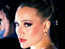 NVZ'dan yeni single: “1000 Kere”